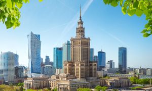 "Wzrost gospodarczy, czyste ulice, punktualne pociągi". Niemiecka prasa pisze o Polsce