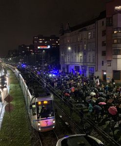 Strajk kobiet. Kuratorium wszczyna postępowanie przeciwko nauczycielce. Poszło o protesty