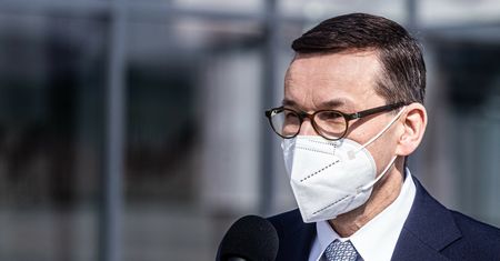 Wybory kopertowe. Prawnicy ostrzegali premiera. Proponowali inne scenariusze