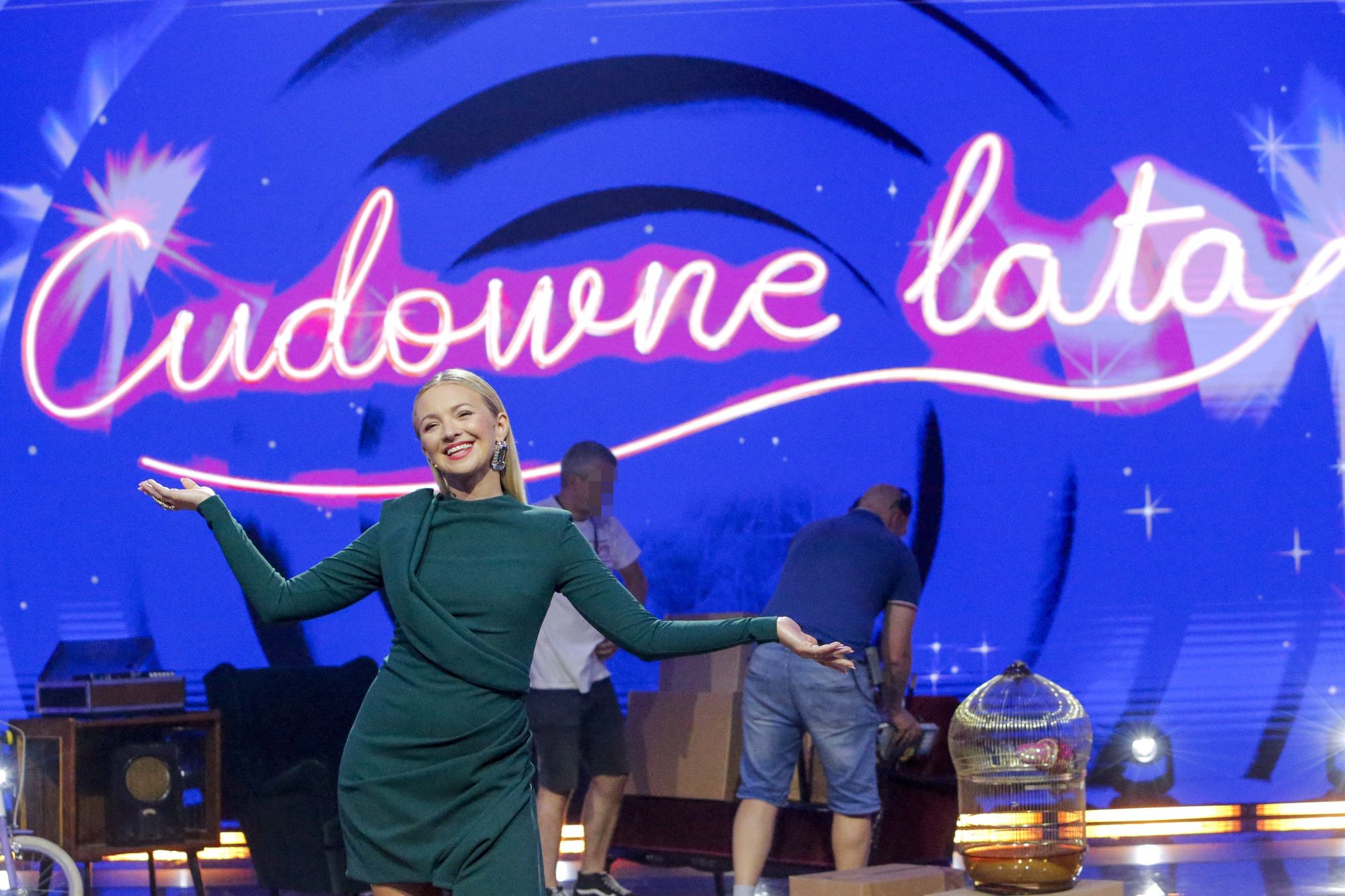 Barbara Kurdej-Szatan na planie programu TVP "Cudowne lata"