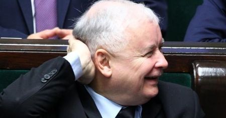 Oto szpitalny jadłospis Kaczyńskiego: kasza manna, kiełbasa, ogórek...