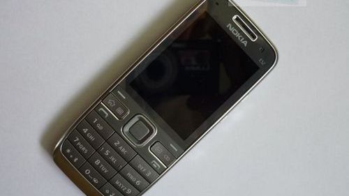 Test telefonu Nokia E52 1