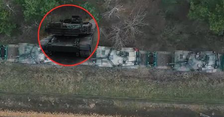 Wjechały do Warszawy. Stalowe kolosy już w Polsce