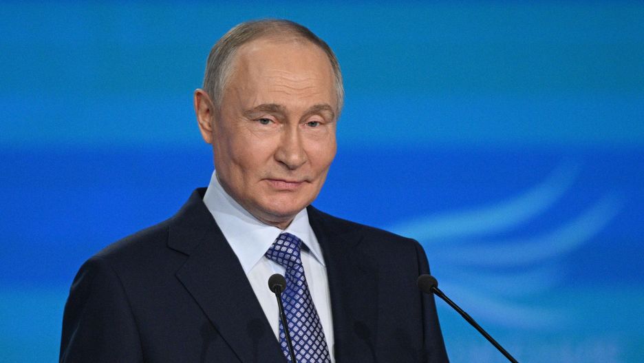 Russian President Vladimir Putin speaks during a ceremony for the Sluzhenie All-Russian Municipal Service Awards at the Russia National Centre in Moscow, Russia, 21 April 2025. EPA/RAMIL SITDIKOV / SPUTNIK / KREMLIN POOL MANDATORY CREDIT Dostawca: PAP/EPA.
