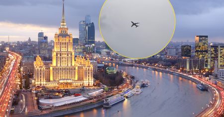 Specjalny samolot Putina w pobliżu Moskwy. Jego obecność może być ostrzeżeniem