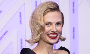 Polka olśniła we Francji. Obok tej sukni nie da się przejść obojętnie