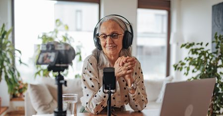 Silversi podbijają socjale. Oto profile warte śledzenia