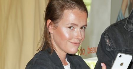 Olga Frycz po raz PIERWSZY pokazała ojca drugiego dziecka! "Tata przyleciał. OGROMNA RADOŚĆ" (FOTO)