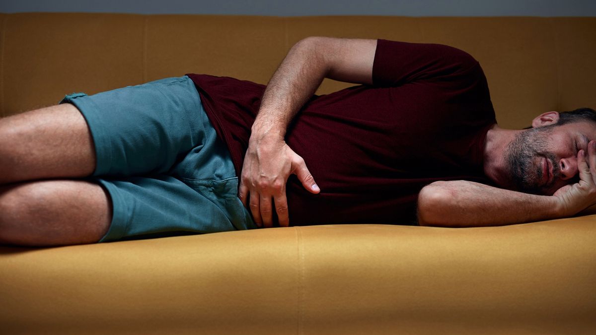 Latami czai się w organizmie. Groźny wirus w natarciu