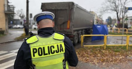 Dramatyczny wypadek. Ciężarówka potrąciła w kobietę