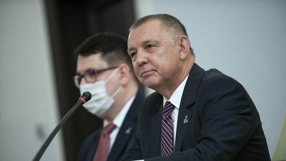 Ofensywa Banasia? NIK zajmie się niewygodnymi dla PiS sprawami 