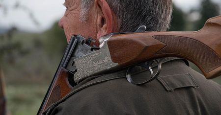 Tragedia na polowaniu. Myśliwy pomylił 60-latka z dzikiem