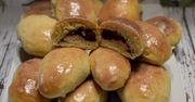 Drożdżówki z jagodami i porzeczką