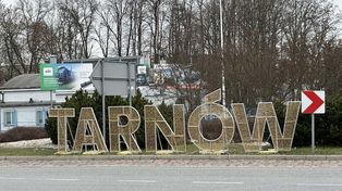 Nie tylko podświetlany napis "Tarnów" na rondzie w Mościcach. W centrum miasta ma powstać kolejny, a zaprojektują go studenci!