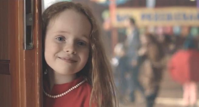 Branża reklamowa chwali nowy spot Allegro. „Realizacja na wysokim poziomie, trafnie uderza w emocje” (opinie)