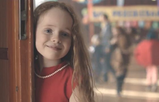 Branża reklamowa chwali nowy spot Allegro. „Realizacja na wysokim poziomie, trafnie uderza w emocje” (opinie)
