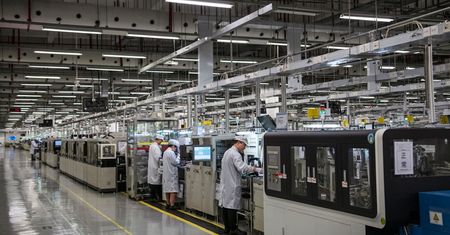 Huawei stawia pierwszą fabrykę poza Chinami. Sprzęt 5G będzie produkowany w Europie