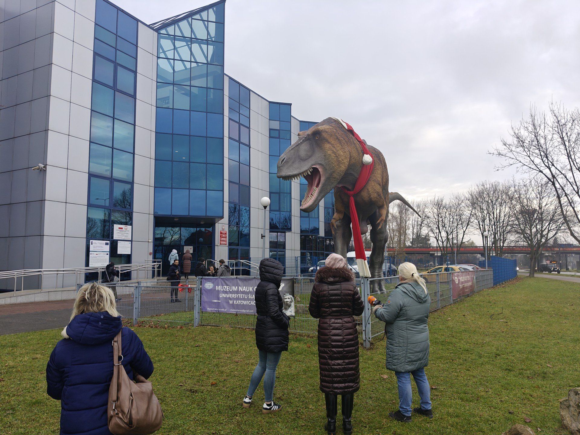 Przewijaj w dół, aby przejść do następnych zdjęć!
