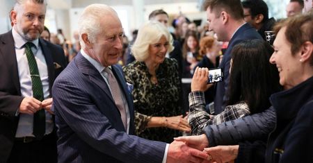 Król Karol III spotkał się z chorymi na raka. Poinformował, jak się czuje (ZDJĘCIA)