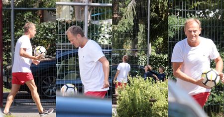 Pełen wigoru Donald Tusk gra z wnukami w koszykówkę w Trójmieście (ZDJĘCIA)