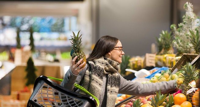 Zakupy spożywcze w styczniu droższe o 15 proc. niż przed rokiem. Auchan cały czas najtańszy, rekordowy wzrost cen w Biedronce i Netto