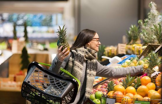 Zakupy spożywcze w styczniu droższe o 15 proc. niż przed rokiem. Auchan cały czas najtańszy, rekordowy wzrost cen w Biedronce i Netto