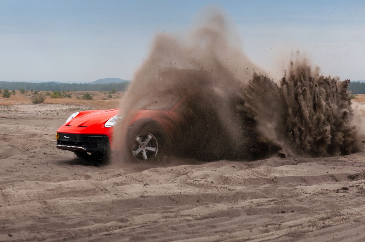 Porsche 911 Dakar RED58 Special