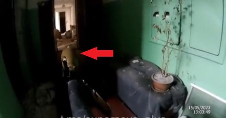 Strzelił z granatnika RPG-7 na klatce schodowej. Będzie miał migrenę do końca życia