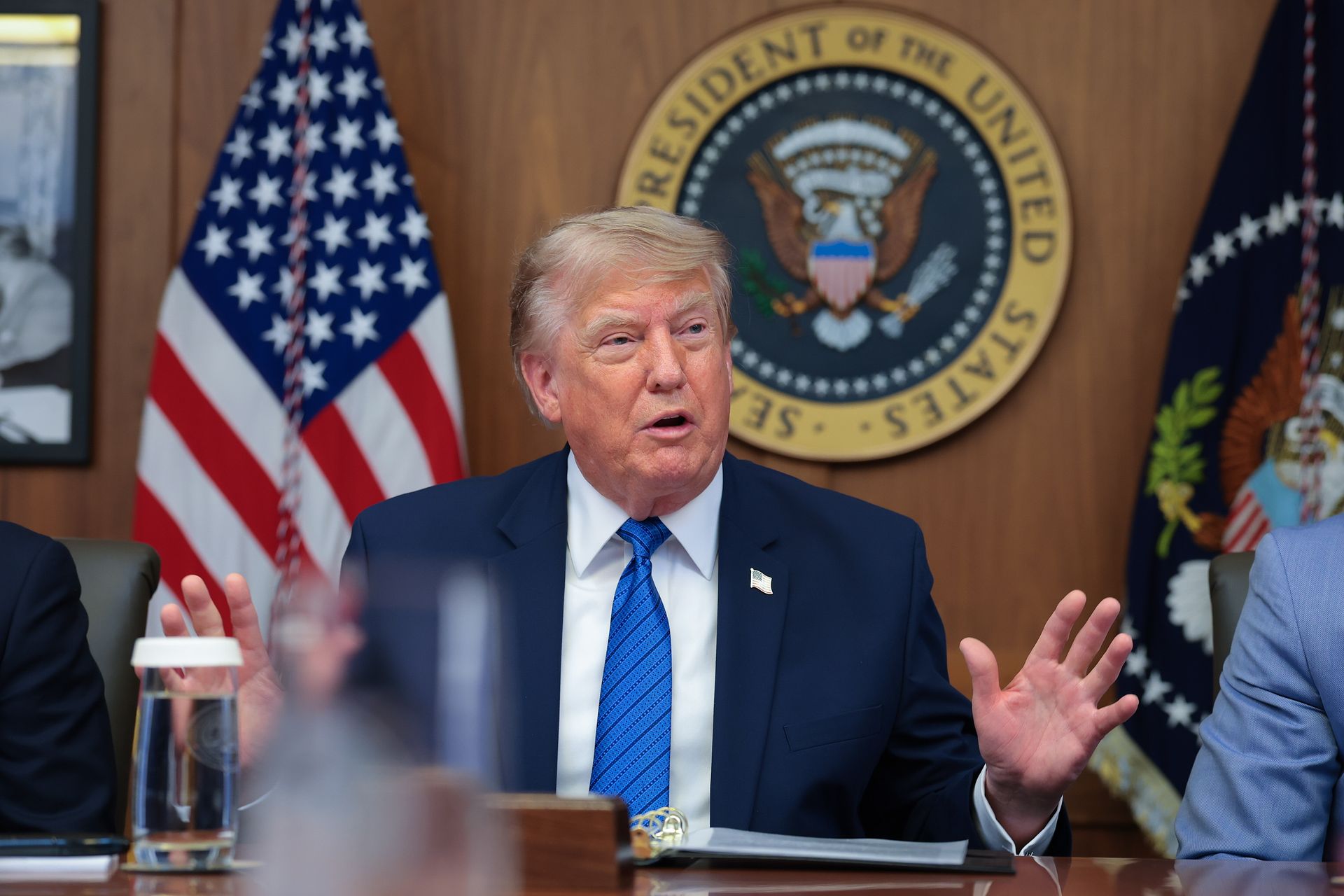 Trump: Umowa z Ukrainą daje USA dostęp do ziem rzadkich