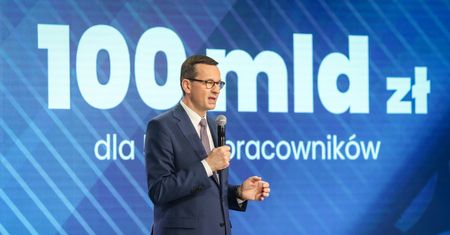 Koronawirus. Premier Morawiecki: 100 mld zł na 100 dni epidemii