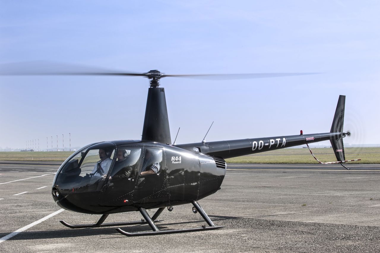 Robinson 44 helicopter. Illustrative photo