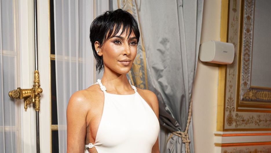 Kim Kardashian podczas Paris Fashion Week