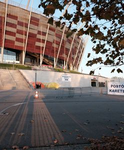 Warszawa. Trwają szczepienia seniorów, wstrzymano szczepienia medyków