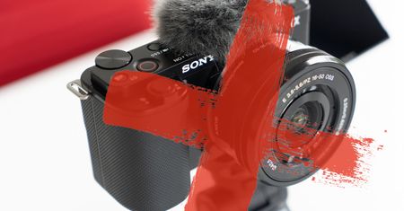 Produkcja Sony ZV-E10 zawieszona. Brakuje kolejnych części