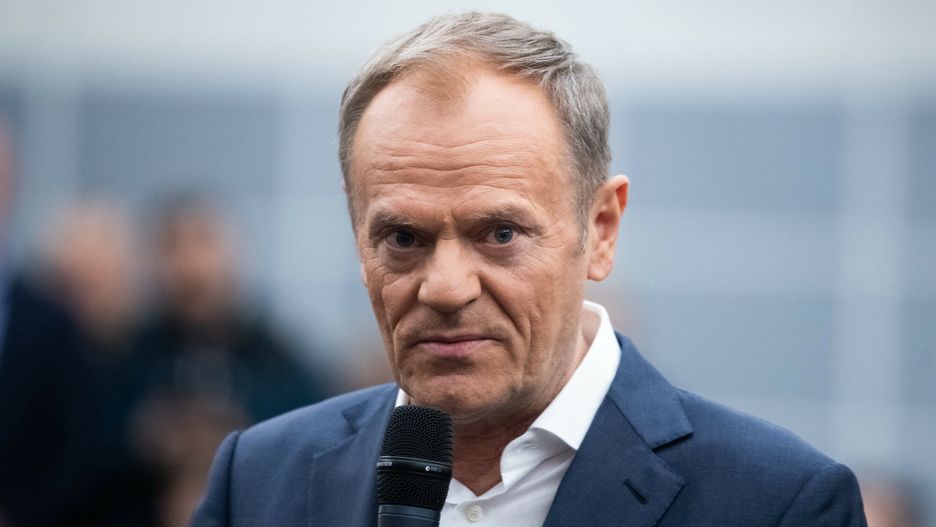 Donald Tusk w Wielkopolsce
Fot. Lukasz Gdak/East News, Rokietnica k. Poznania 10.03.2023. Wizyta parlamentarzystow Platformy Obywatelskiej w woj. wielkopolskim. Otwarte spotkanie lidera PO Donalda Tuska (n/z) z wyborcami w Rokietnicy pod Poznaniem.
Lukasz Gdak