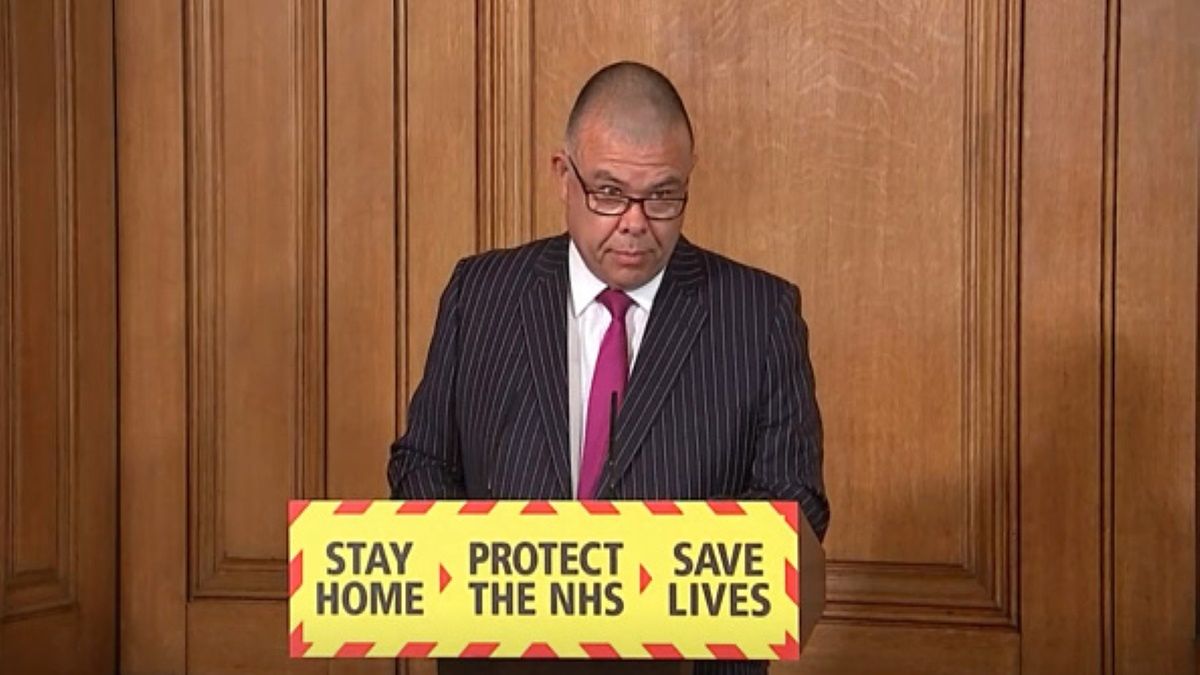 Jonathan Van-Tam zwrócił się do mieszkańców Anglii z ważnym apelem 