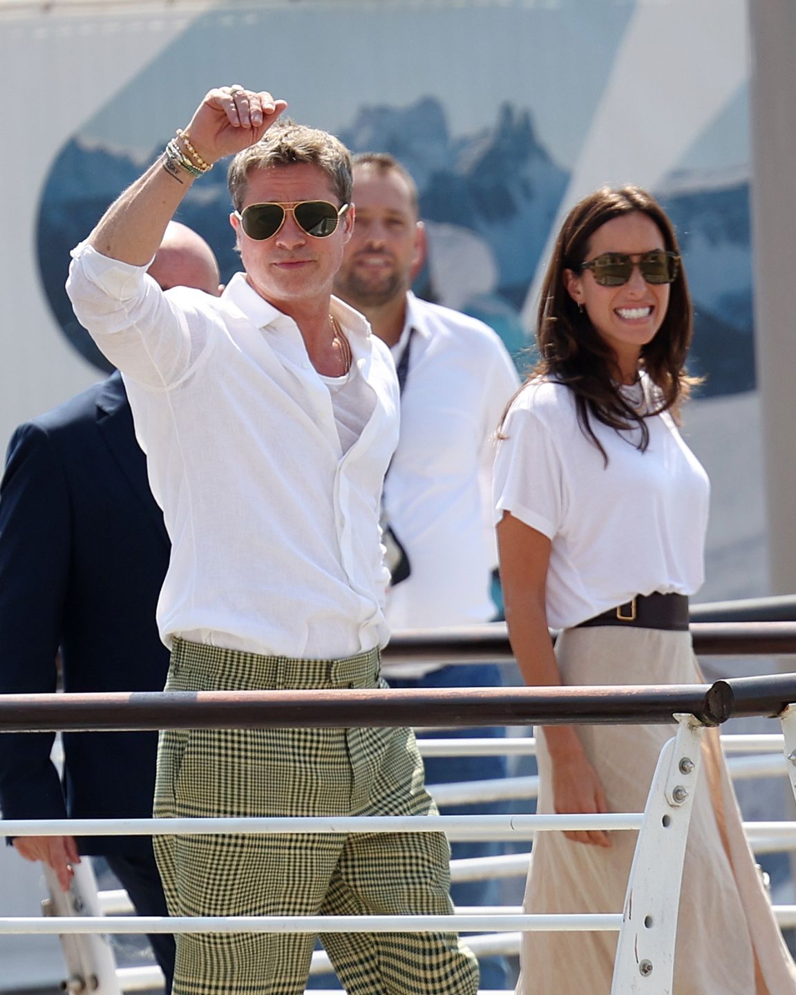 Brad Pitt przyleciał do Wenecji z młodszą o 27 LAT ukochaną