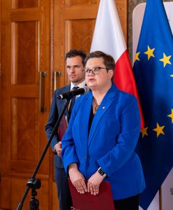 Polityczna wojna o lektury. Lubnauer reaguje na zarzuty