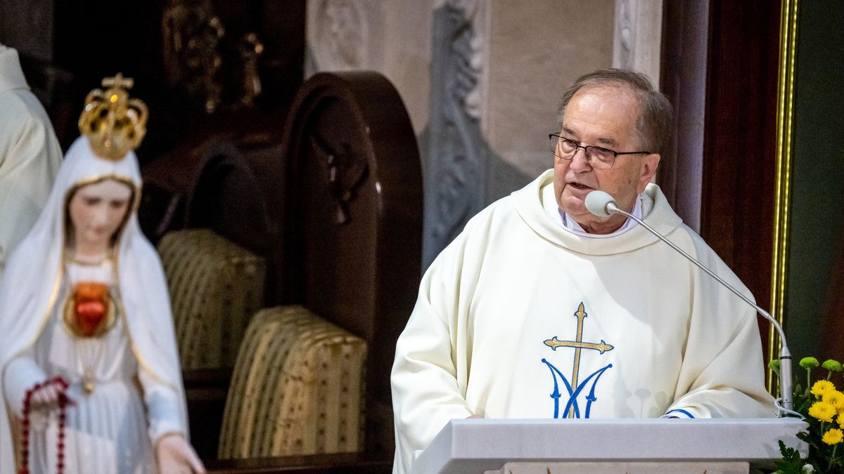 Tadeusz Rydzyk otwiera wydział lekarski na swojej uczelni
