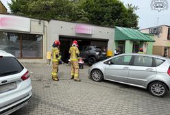 73-latek wjechał do salonu kosmetycznego. Trzy osoby w szpitalu