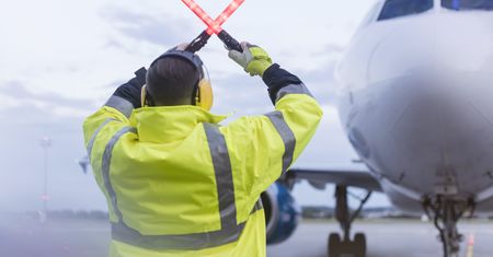 Szukają do pracy. Nie wymagają studiów. Tu zarobki sięgają 30 tys. zł