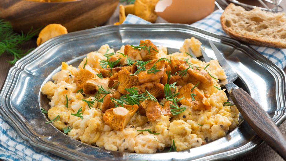 jajecznica z kurkami