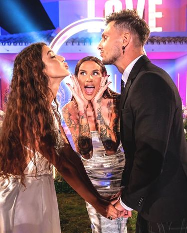 Laura i Armin z "Love Island"