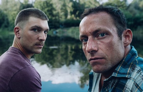 Serial dla prawdziwych mężczyzn? Recenzja „Idź przodem, bracie” od Netfliksa