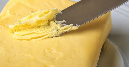 9 złotych za kostkę masła! Dlaczego ceny galopują do góry?