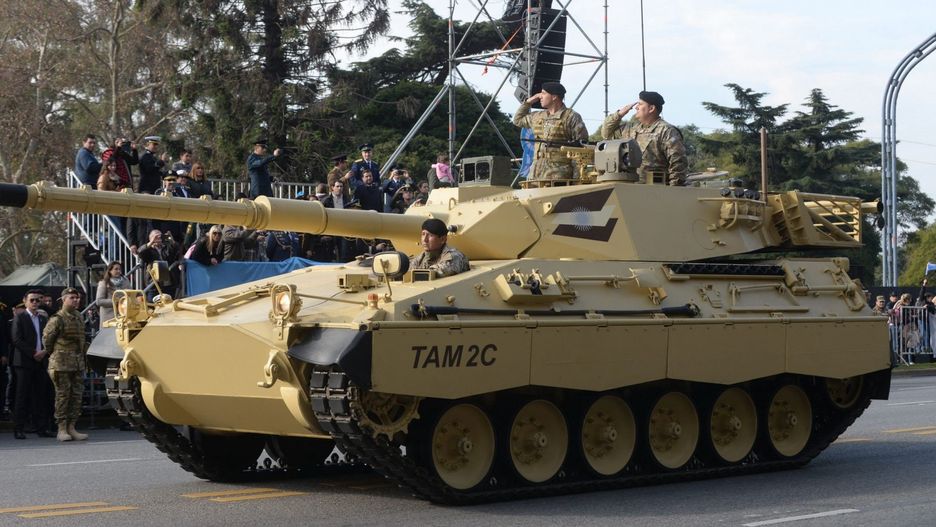 TAM 2C