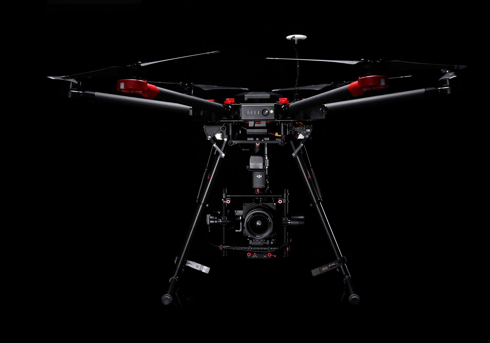 DJI i Hasselblad stworzyły fotograficznego drona ze średnioformatową matrycą o rozdzielczości 50 Mpix 2