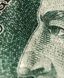 Złoty najwyżej od wyborów. Rząd Szydło zadowolony