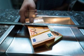 Kursy walut NBP 29.07.2021 Czwartkowy kurs funta, euro, dolara i franka szwajcarskiego