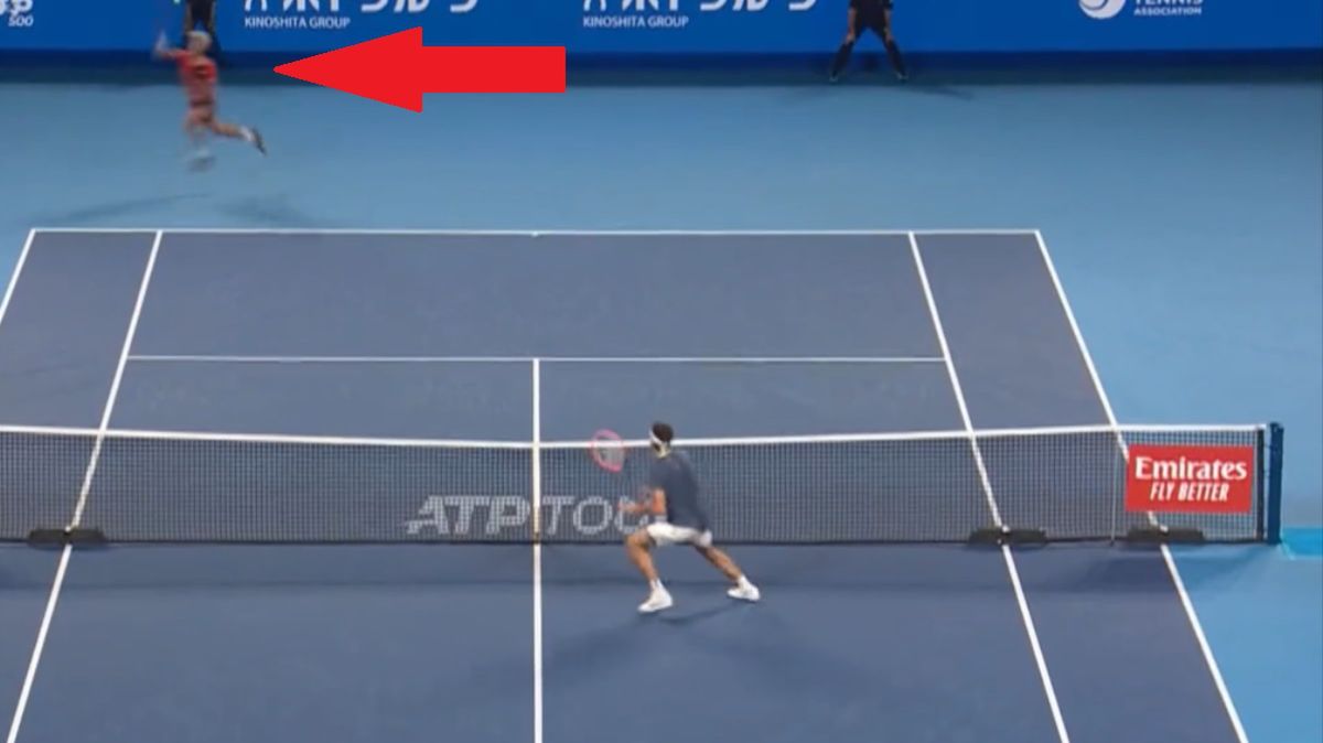 Twitter / TennisTV / Na zdjęciu: Shintaro Mochizuki popisał się kapitalnym zagraniem